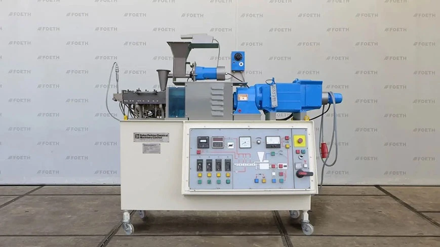 Wytłaczarka do plastiku – jakie ma zastosowania w przemyśle?