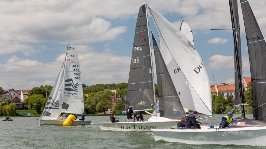Kabinówki wróciły na Czos. Regaty PPJK, Delphia 24 i ŻGP Warmii i Mazur