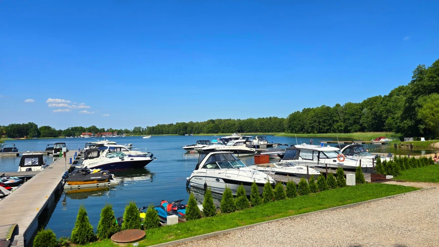 Karos-Rozwój turystyki wodnej zaczyna się od pomostu