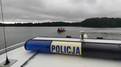 Zaginięcie nad Jeziorem Czos – służby ratunkowe kontynuują poszukiwania 76-letniego mężczyzny