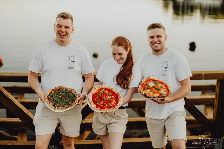 Pizzeria Marconi w Rynie – nowy rozdział nad Jeziorem Ryńskim