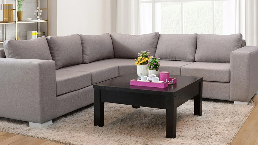 Narożnik do salonu – jak wybrać idealny model do Twojego domu?