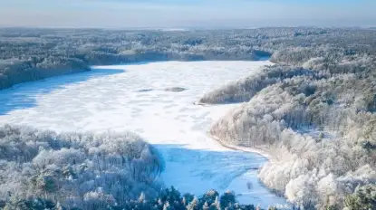 Zima na Mazurach. Mazurski Park Krajobrazowy zaprasza na ferie pełne magii