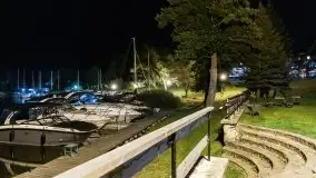 Zdjęcia nocne portu w Wierzbie przy jeziorze Bełdany - zdjęcie 10