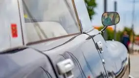 Zlot zabytkowych aut przy restauracji Nóż w wodzie w Mikołajkach - zdjęcie 17