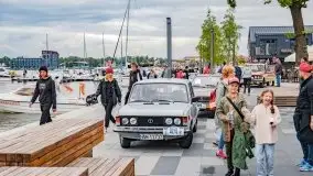 Zlot zabytkowych aut przy restauracji Nóż w wodzie w Mikołajkach - zdjęcie 67