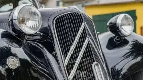 Zlot zabytkowych aut przy restauracji Nóż w wodzie w Mikołajkach - zdjęcie 72