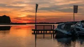 Ognisty zachód przy porcie Ognisty Ptak, jezioro Święcajty - zdjęcie 36