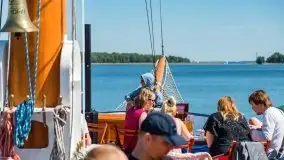 Wakacyjny rejs z Chopinem i muzyką Romka Tkaczyka - zdjęcie 10