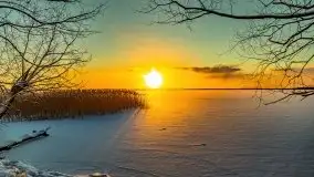 Wschód słońca nad jeziorem Niegocin, krzyż św. Brunona - zdjęcie 5