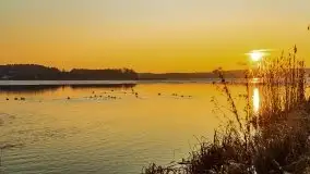 Styczniowy zachód słońca nad jeziorem Święcajty, 2022 r. - zdjęcie 42