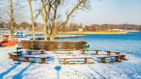 Zimowa wersja AZS Wilkasy nad jeziorem Niegocin, styczeń 2022 r. - zdjęcie 23