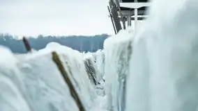 Niegocin i Giżycko skute lodem, grudzień 2020 - zdjęcie 33