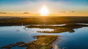 Zachód słońca nad jeziorem Kirsajty, marzec 2022 r. - zdjęcie 34