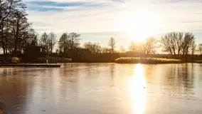 Zachód słońca nad jeziorem Harsz w Harszu - zdjęcie 10