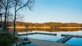 Jezioro Tajty widoczne z zachodniego brzegu - zdjęcie 1