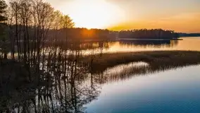 Zachód słońca nad jeziorem Wydmińskim, marzec 2022 - zdjęcie 30