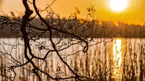 Zachód słońca nad jeziorem Wydmińskim, marzec 2022 - zdjęcie 33