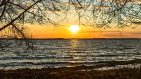 Zachód słońca nad jeziorem Dobskim, kwiecień 2022 - zdjęcie 3
