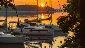 Wschód słońca nad jeziorem Mamry, Stanica Wodna Kietlice, czerwiec 2022 - zdjęcie 72