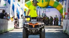 Fotorelacja z muzycznego i sportowego rozpoczęcia wakacji w Mikołajkach - zdjęcie 62