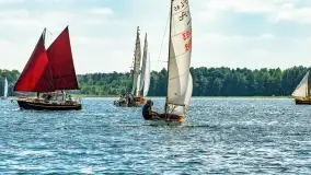Zlot Oldtimerów, Port Trygort, czerwiec 2022 - zdjęcie 51