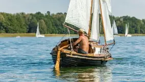 Regaty klubu Jacht Oldtimer, Kisajno, sierpień 2022 - zdjęcie 1