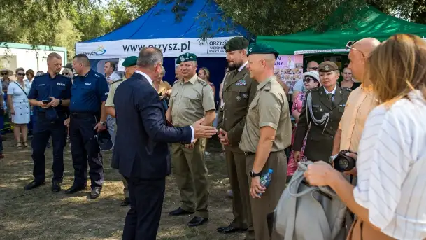 Fotorelacja z dożynek w Nowych Gutach, sierpień 2022 - zdjęcie 8