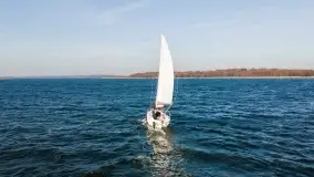 Sasanka Viva 700 dzielnie żegluje po jeziorze Dargin - zdjęcie 12