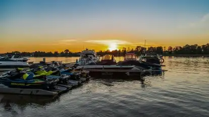 Zachód słońca nad jeziorem Bocznym, sierpień 2022