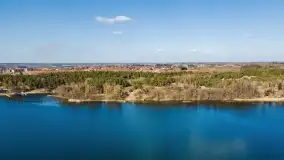 Cmentarz wojenny Jagerhohe i jezioro Święcajty na początku wiosny, 2022 - zdjęcie 24