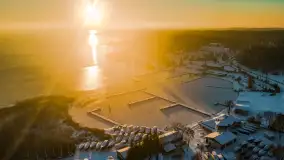 Zimowy wschód słońca w PTTK Wilkasy nad jeziorem Niegocin - zdjęcie 17