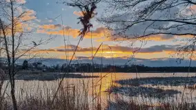 Zachód słońca nad jeziorem Duże Wilkasy, luty 2023 - zdjęcie 20