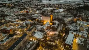 Nocny Kętrzyn z drona, luty 2023 - zdjęcie 11