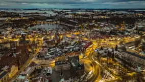 Nocny Kętrzyn z drona, luty 2023 - zdjęcie 16