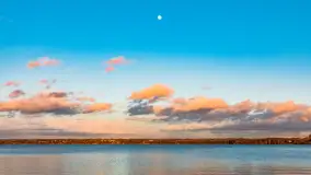 Zachód słońca nad jeziorem Gołdopiwo, marzec 2023 r. - zdjęcie 2