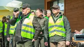 Przy Wilczym Szańcu posadzono 5000 dębów - zdjęcie 41