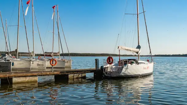 Port Piękny Brzeg nad jeziorem Święcajty, maj 2023