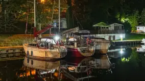 Nocne zdjęcia portu Łabędzi Ostrów, lipiec 2023 r. - zdjęcie 24