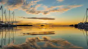 Wschód słońca nad jeziorem Mamry, Stanica Wodna Kietlice, sierpień 2023 r. - zdjęcie 28