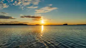 Wschód słońca nad jeziorem Mamry, Stanica Wodna Kietlice, sierpień 2023 r. - zdjęcie 25