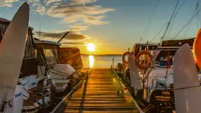 Wschód słońca nad jeziorem Mamry, Stanica Wodna Kietlice, sierpień 2023 r. - zdjęcie 46