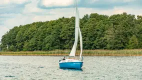 Oldtimery w Strandzie i na jeziorze Kisajno, sierpień 2023 r. - zdjęcie 22