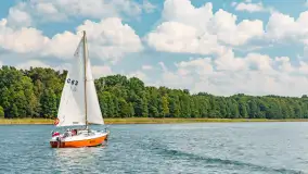 Oldtimery w Strandzie i na jeziorze Kisajno, sierpień 2023 r. - zdjęcie 50