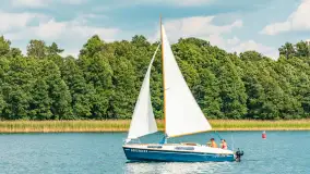 Oldtimery w Strandzie i na jeziorze Kisajno, sierpień 2023 r. - zdjęcie 95