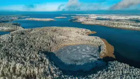 Zimowa wersja Mazur w okolicach Łabędziego Ostrowia i jeziora Kisajno - zdjęcie 1