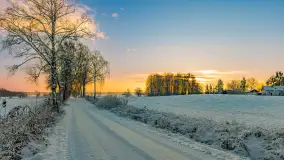 Wschód słońca w okolicach wsi Podlasie, grudzień 2023 r. - zdjęcie 22