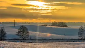 Wschód słońca w okolicach wsi Podlasie, grudzień 2023 r. - zdjęcie 9