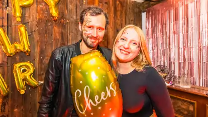 Zabawa Sylwestrowa 2023 w Tle Dla Mew w Rydzewie