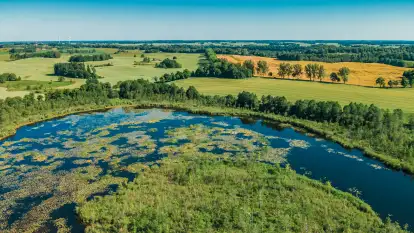 Mix zdjęć Mazur z lotu ptaka, sezon 2023 r.